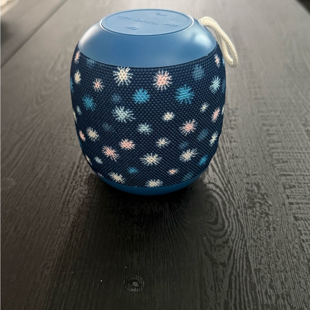 ONN Bluetooth speaker